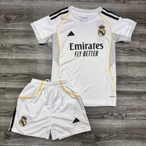 REAL MADRID 25/26 LOCAL