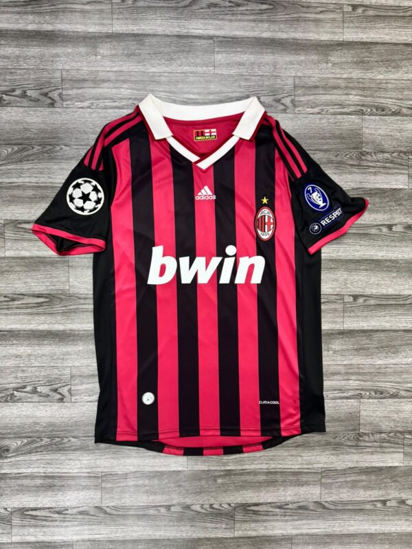 AC MILÁN 09/10 + PIRLO