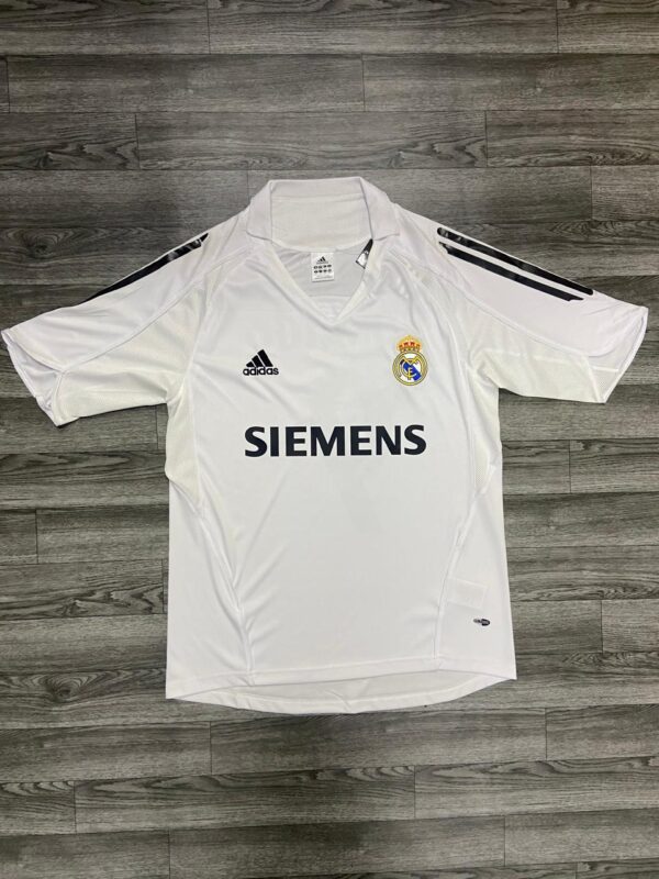 REAL MADRID 05/06 + RONALDO