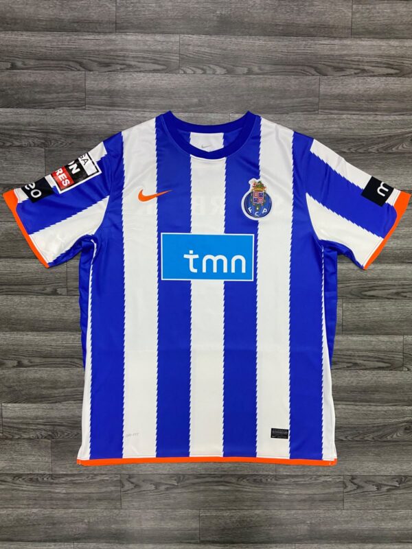 PORTO 10/11 + FALCAO