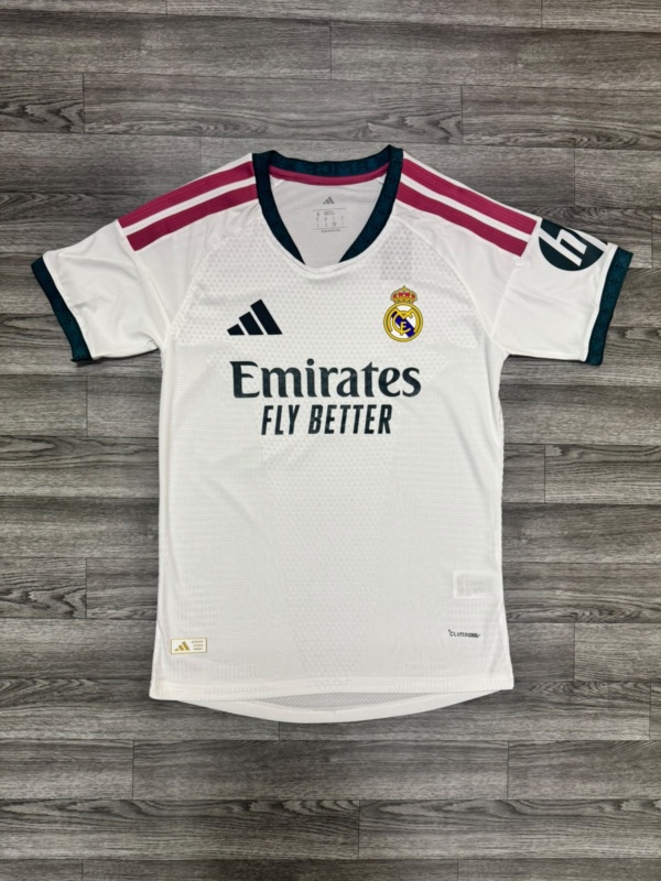 REAL MADRID 26/27 LOCAL