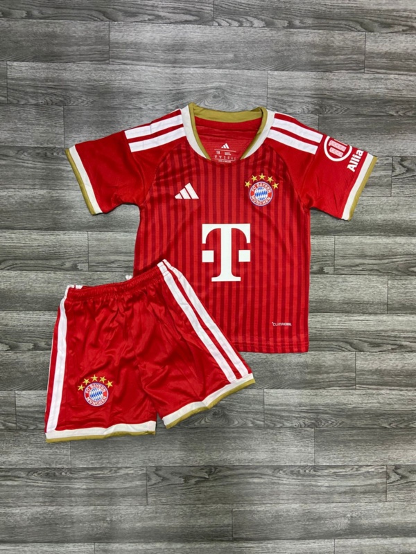 BAYERN MUNICH 26/27