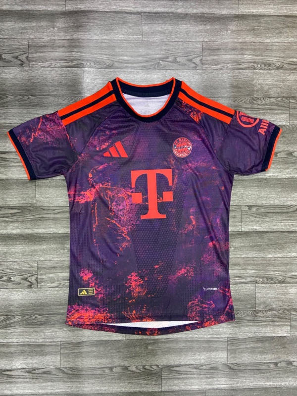 BAYERN MUNICH 25/26 TERCERA