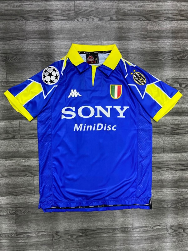 JUVENTUS 96/97 VISITA + ZIDANE