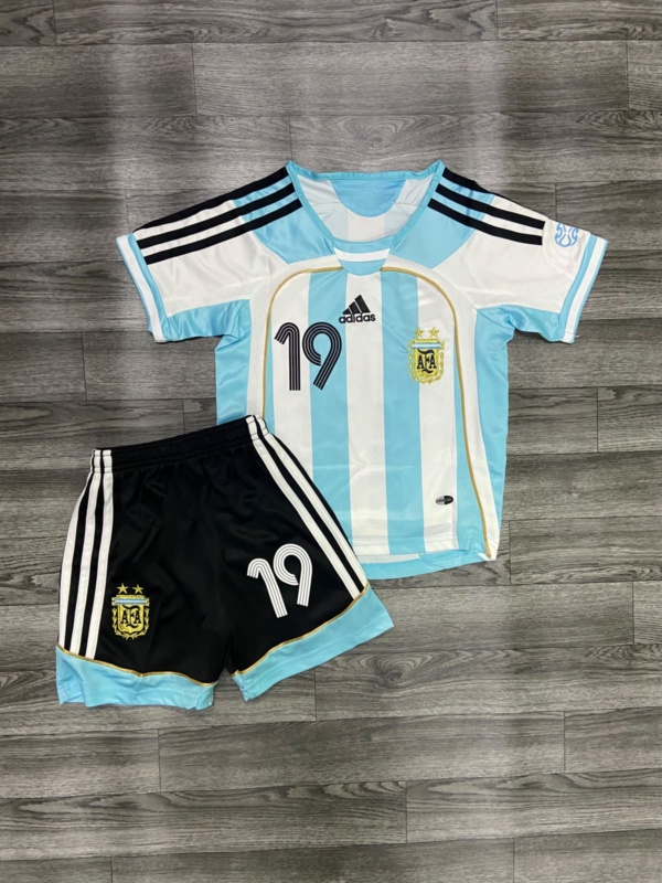 ARGENTINA 2006 LOCAL + MESSI